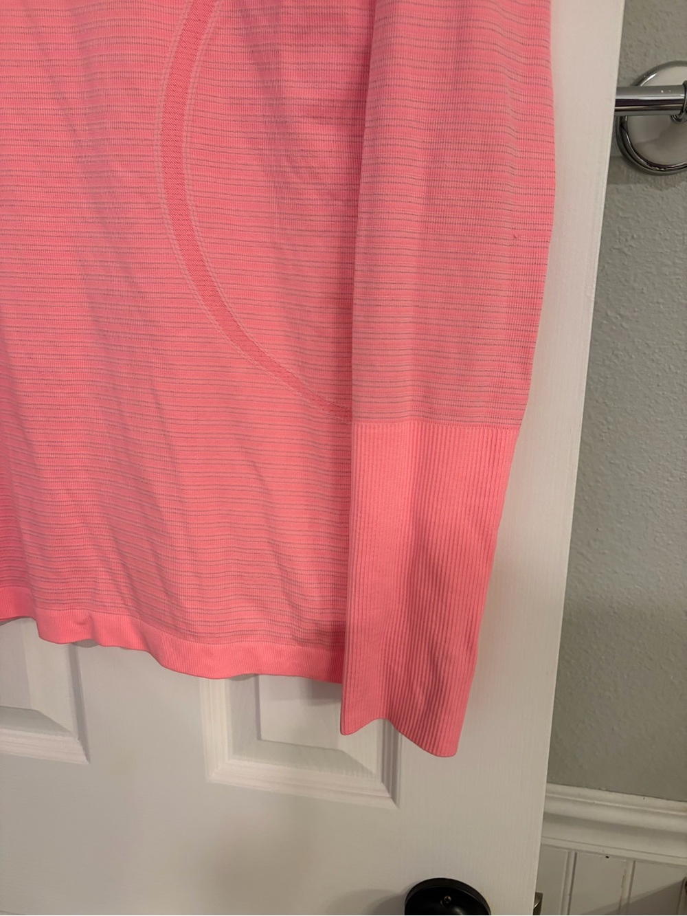 Lululemon Swiftly Tech Long Sleeve Top Pink Coral Size 10 - Picture 2 of 9